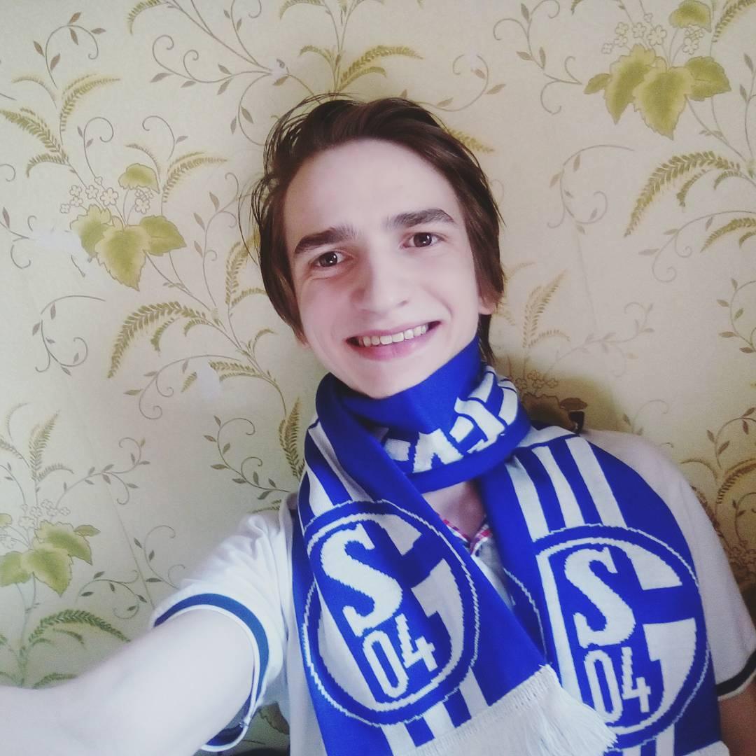 «Водкой делу не поможешь...» Интервью с фанатом Шальке из Беларуси Ильей Кураленка