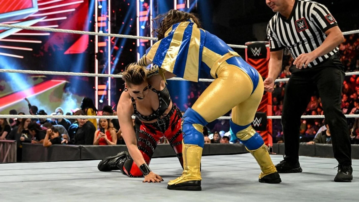 Обзор WWE Monday Night RAW 17.01.2022, изображение №20