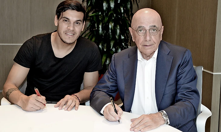 Густаво Гомес подписывает контракт с «Миланом»