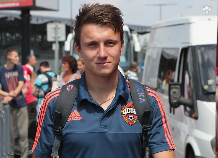 Александр Головин