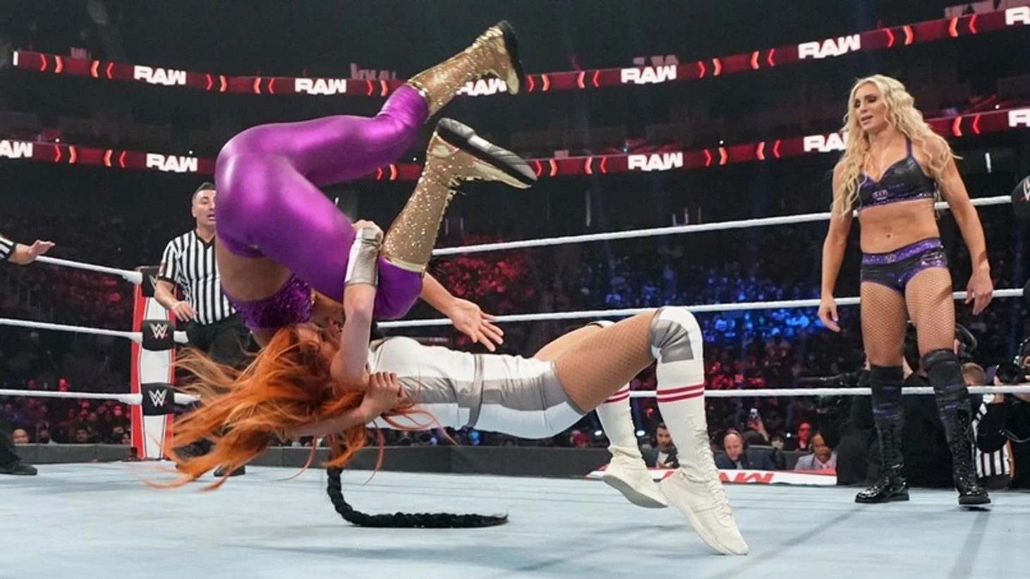Обзор WWE Monday Night RAW 11.10.2021, изображение №17