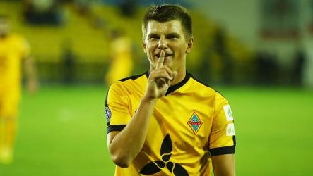 Аршавин издевается над нами!
