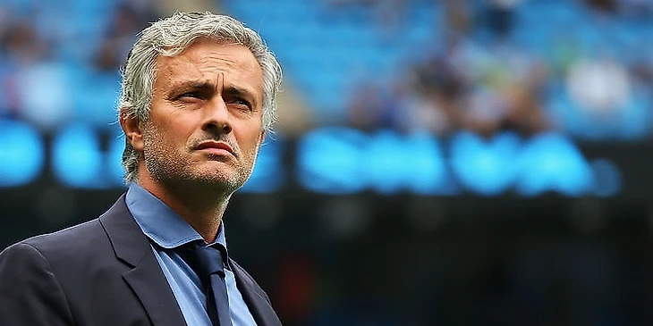 Жозе Моуринью проигрывает на Этихад Стэдиум