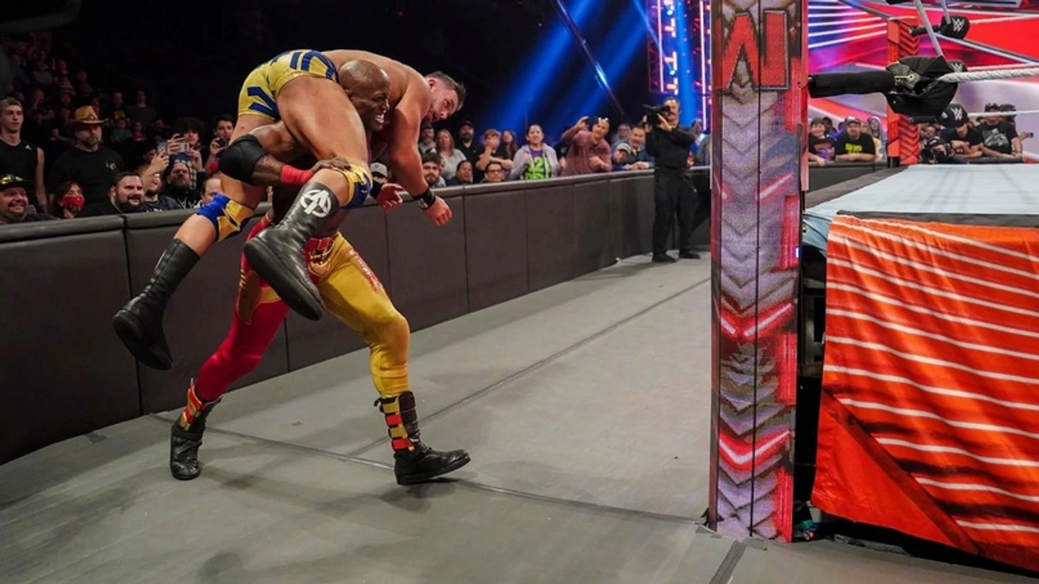 Обзор WWE Monday Night RAW 07.11.2022, изображение №23