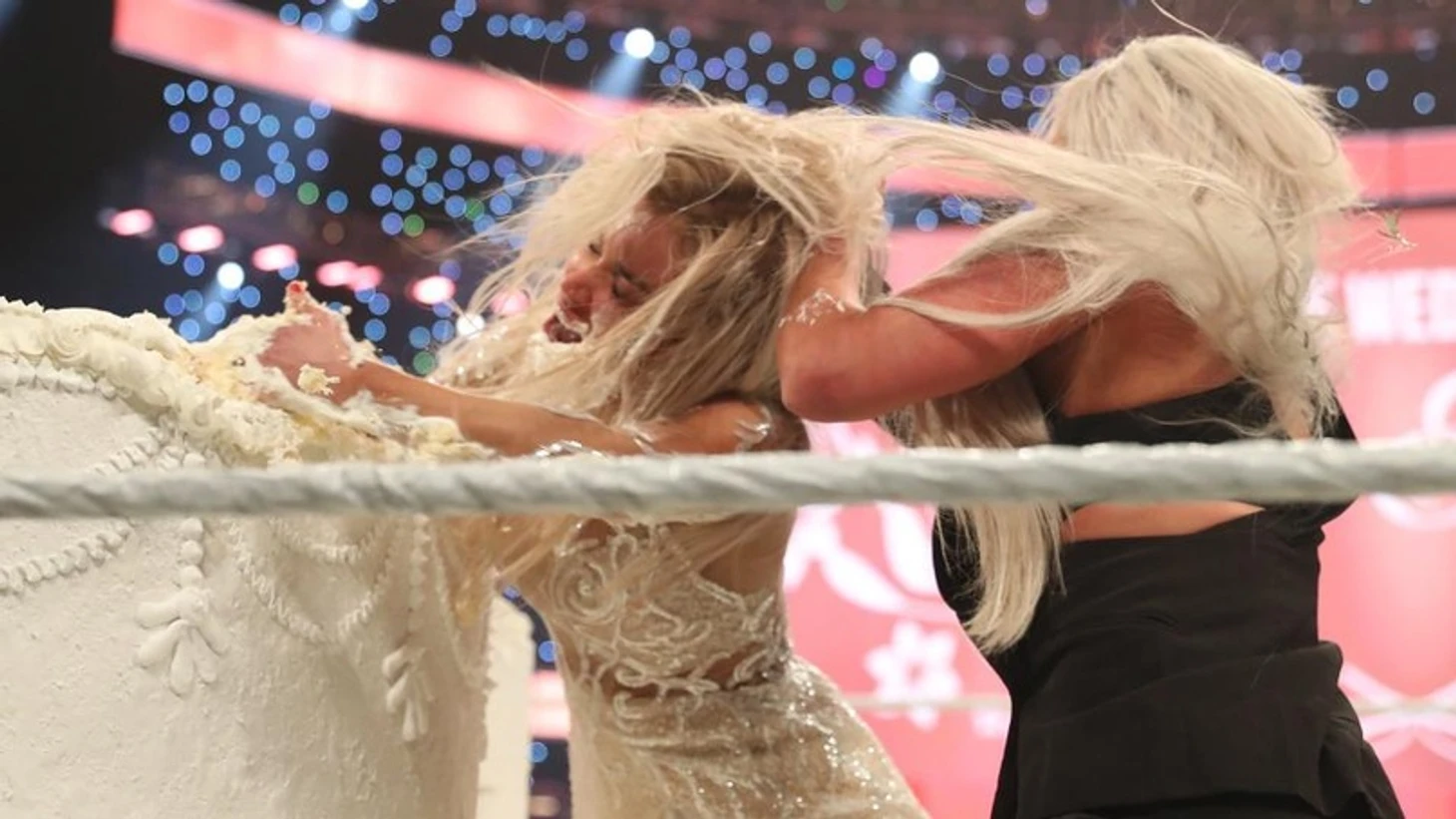 Обзор WWE Monday Night RAW 30.12.2019, изображение №11