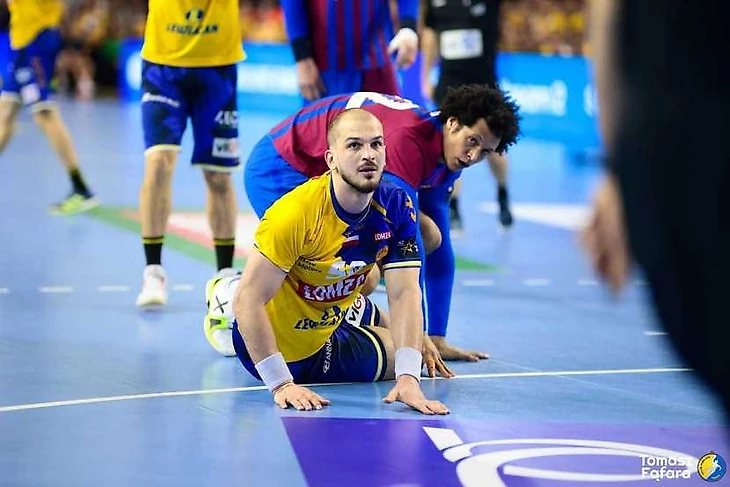 Артем Королек: "Чтобы попасть на тренировку, в 14 лет добирался до Гродно на попутках и в "минус 15", изображение №4