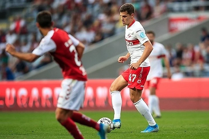 Зобнин против Браги