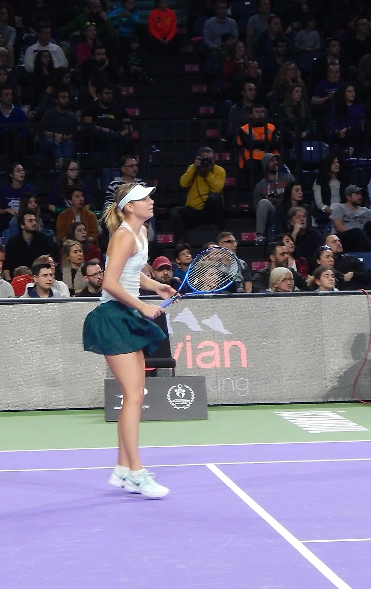 Sharapova in Istanbul 26 nov 2017