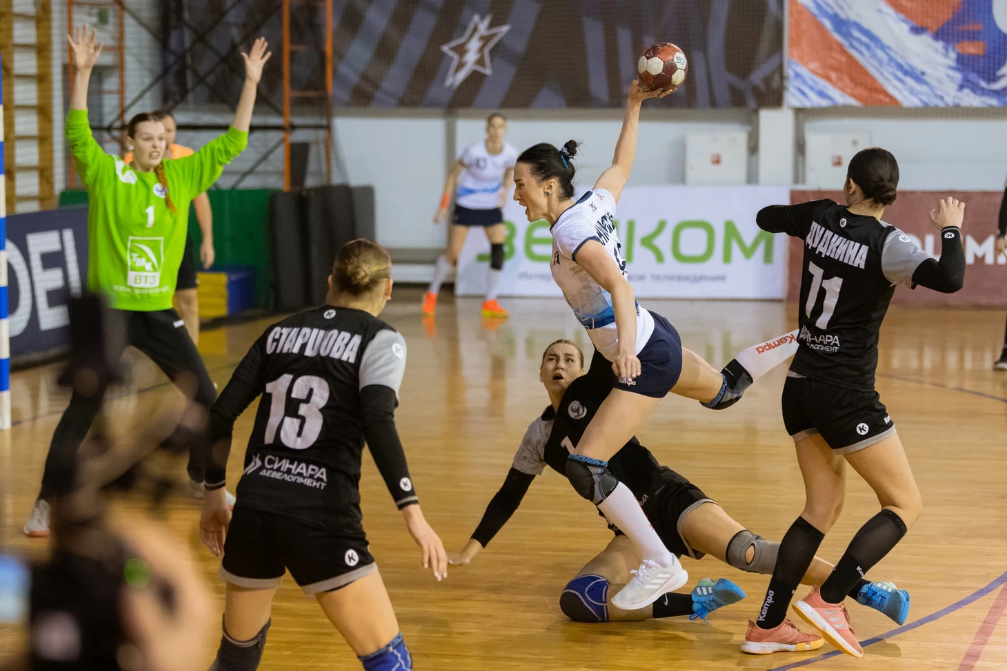Olimpbet Суперлига. Наталья Никитина: "На Новый год сделаю салатики и утку. Люблю готовить", изображение №2