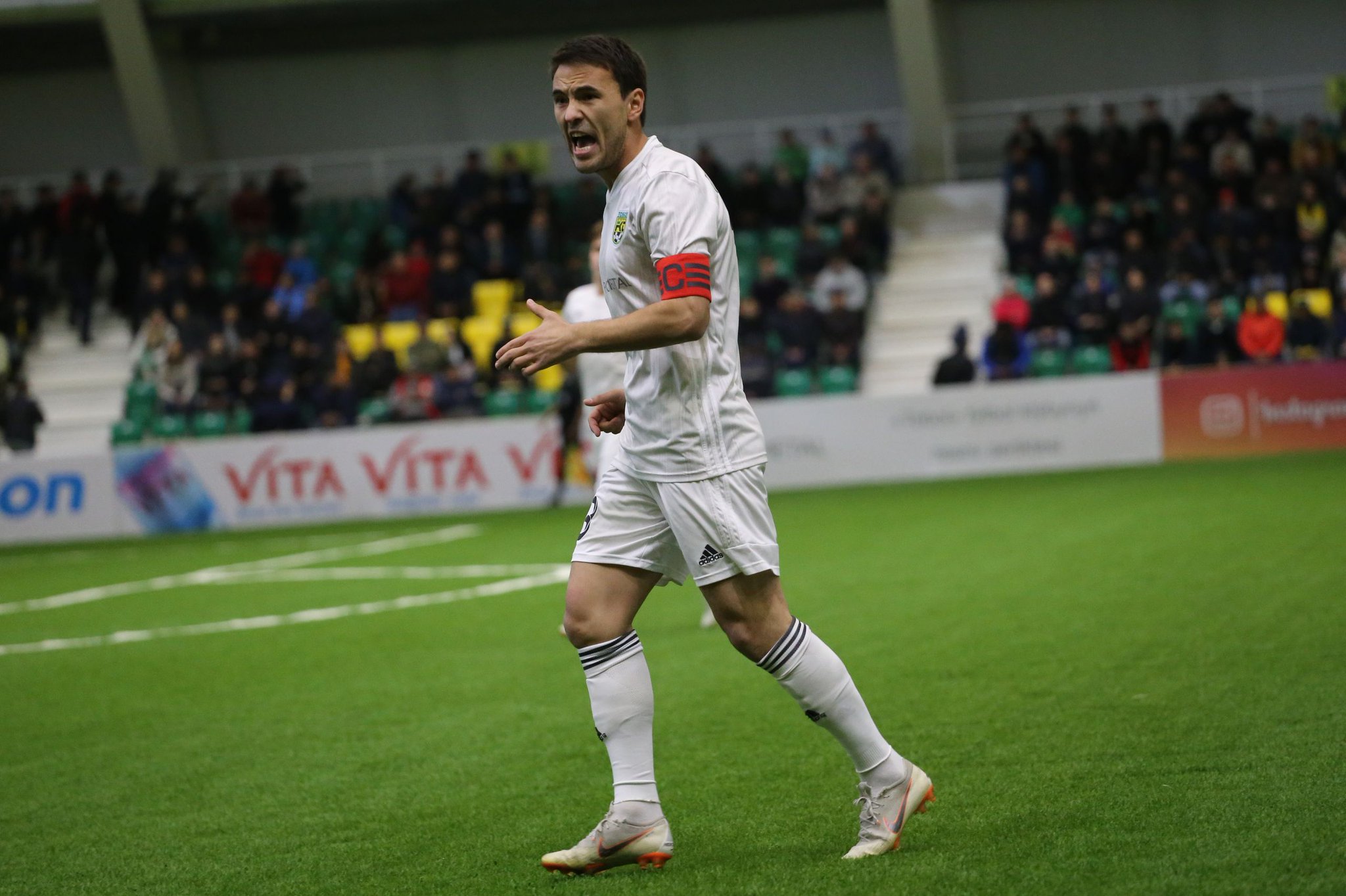 Азат Нургалиев спустя одиннадцать лет снова завоевал золото с костанайцами, и снова ушел из команды