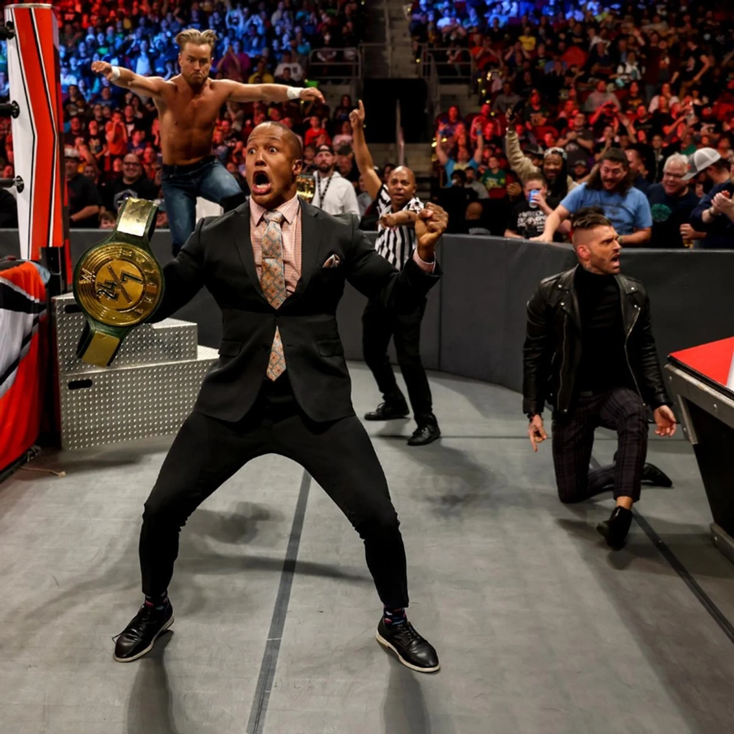Обзор WWE Monday Night RAW 08.10.2021, изображение №18