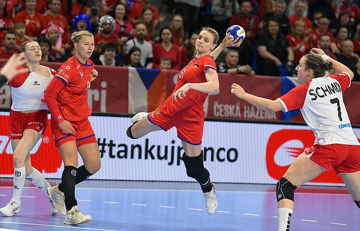 ЧМ-2023. Ержабкова — на чемпионате мира, Ристовска — за бортом, Кнедликова — на пенсии, изображение №1