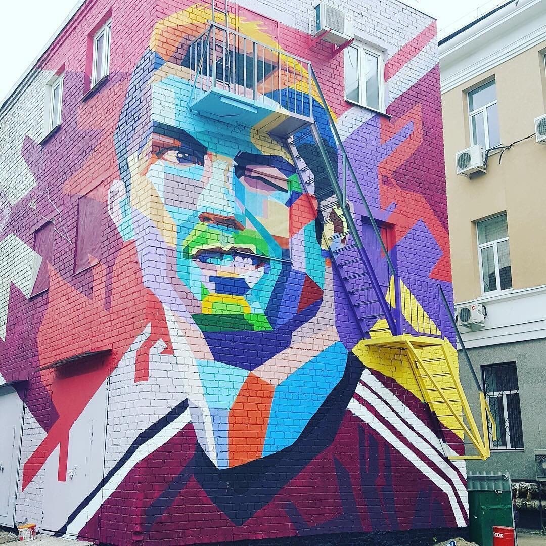 Граффити Криштиану Роналду в Казани. Это идеально!