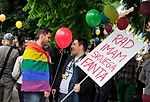 США пообещали добиваться разрешения однополых браков по всему миру