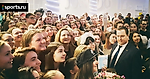 «Женя, ты лучшая!» Сотни болельщиков на встрече с Медведевой во флагманском магазине Nike. Как это было