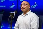 Dodgers GM Farhan Zaidi accepts job to lead Giants’ baseball operations