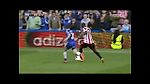 Altidore dives! Azpilicueta did not toch him! Altidore jumps on his foot!