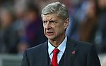 Arsenal manager Arsène Wenger's tactics under scrutiny from members of coaching staff following defeat at Swansea - Telegraph
