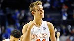 Watch: One-handed walk-on Hodskins scores