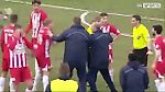 WHAT A REFEREE (AFC Wimbledon-Accrington Stanley)