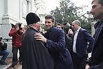 (KURIR TV, FOTO) ĐOKOVIĆ SLAVI ARANĐELOVDAN: Novak stigao u Sabornu crkvu da preseče slavski kolač