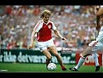 Søren Lerby vs USSR. 1985 WC Qualification. All touches & actions