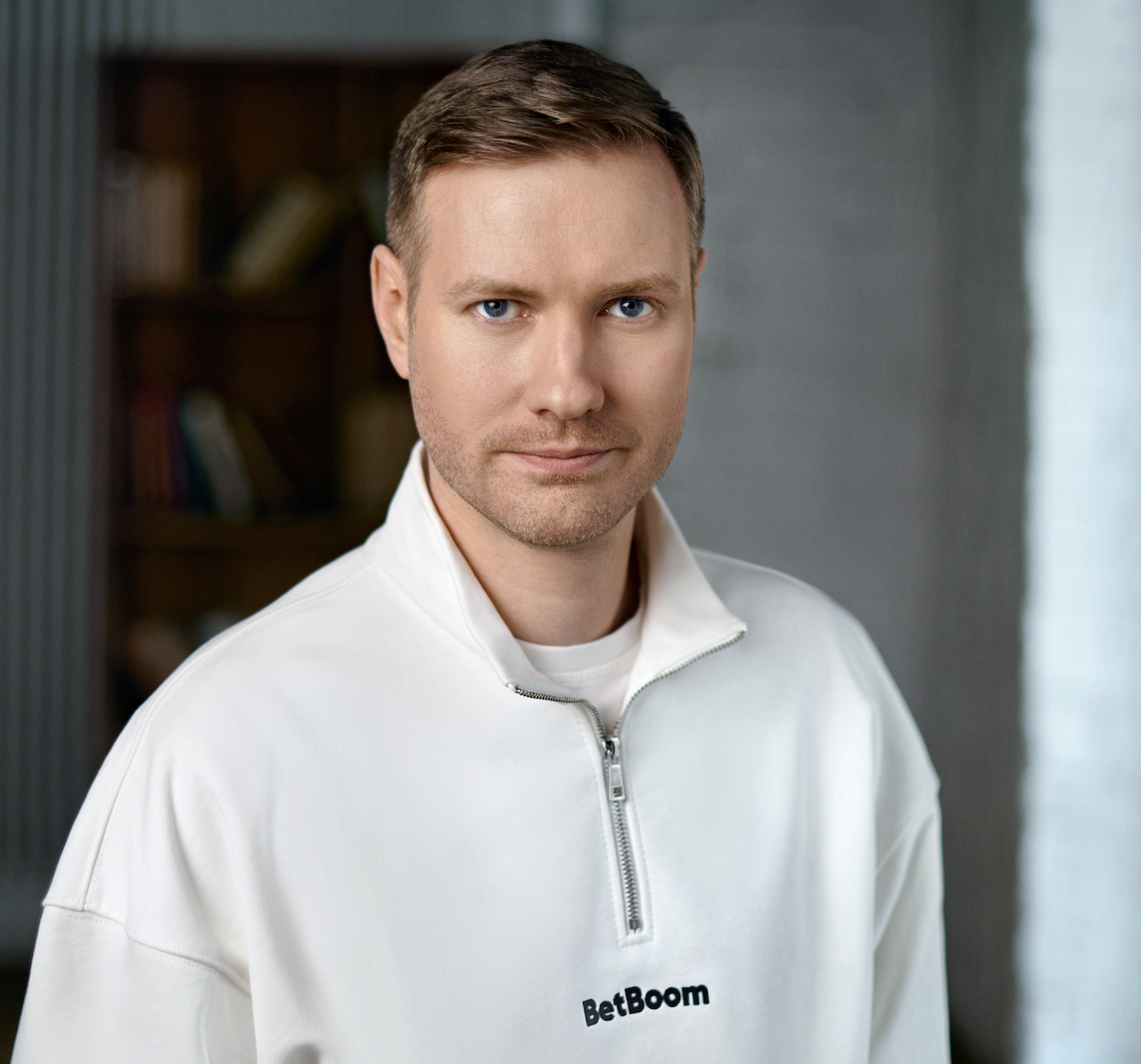 Михаил Артемьев