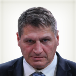 Анджей Голота