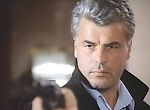 Коррадо Каттани  одевает наручники на Ва, Коррадо Каттани  одевает наручники на Ва