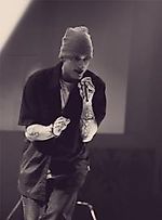 1ncommerfield, 1ncommerfield