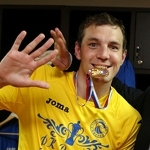 Чемпион Мира Дзюбиньо в жёлтой футболке, Чемпион Мира Дзюбиньо в жёлтой футболке