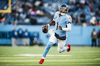 Бай-бай, «Теннесси Тайтенс»