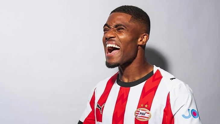 r/Eredivisie - Официально: ПСВ наносит удар Мирону Боаду и новые плевки