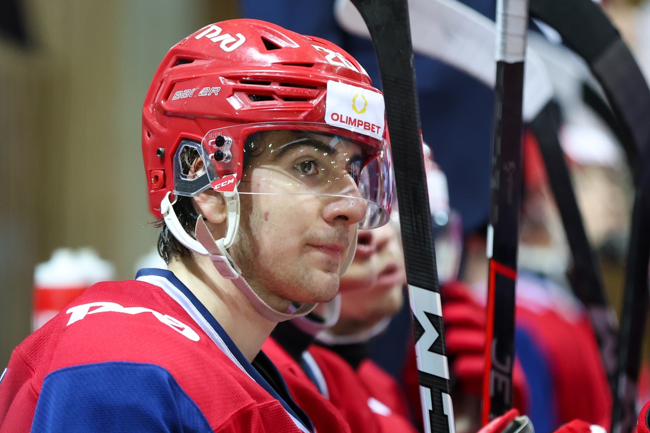 «Обсуждали состав сборной. Согласен с Мичковым – Россия выиграла бы МЧМ-2024». Как дела у первого русского с драфта НХЛ-2023?