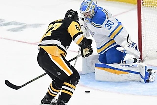 «Пингвинс» набирают очки, «Стилерс» латают дыры в составе