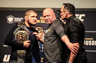 Самый проклятый бой в истории UFC снова всплыл. Фергюсон готов драться с Хабибом — даже в Белом доме