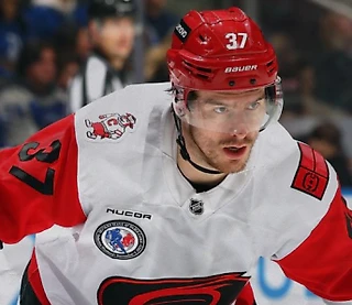 У Андрея Свечникова качельный сезон. Но ждать его обмена пока не стоит