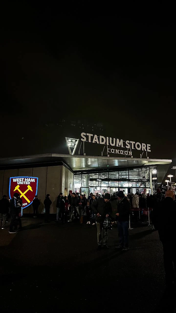 Сходил на Вест Хэм. London Stadium – нетипичный английский стадион. Где  атмосфера? - ВЫШЕЛ ИЗ КОМНАТЫ - Блоги Sports.ru