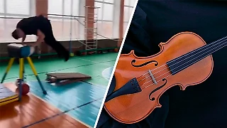 Что за мем со словами «в зале кто-то крикнул: повторите!» и кто исполняет эту песню