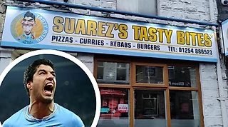 В Англии открыли кафе Suarez’s Tasty Bites - название в честь укусов Суареса!