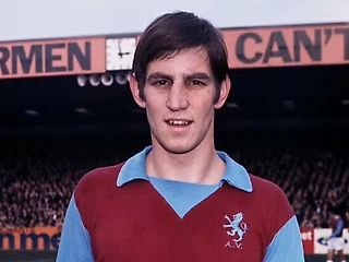 Два гола в свои, два в чужие. Самый необычный «хет-трик» в английском футболе