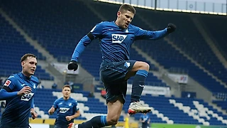 С Днем рождения бро… Бомбардир ….забил 8!!! голов в матче.  Затем Дортмунду - 4 …Баварии – 3 в одном матче.