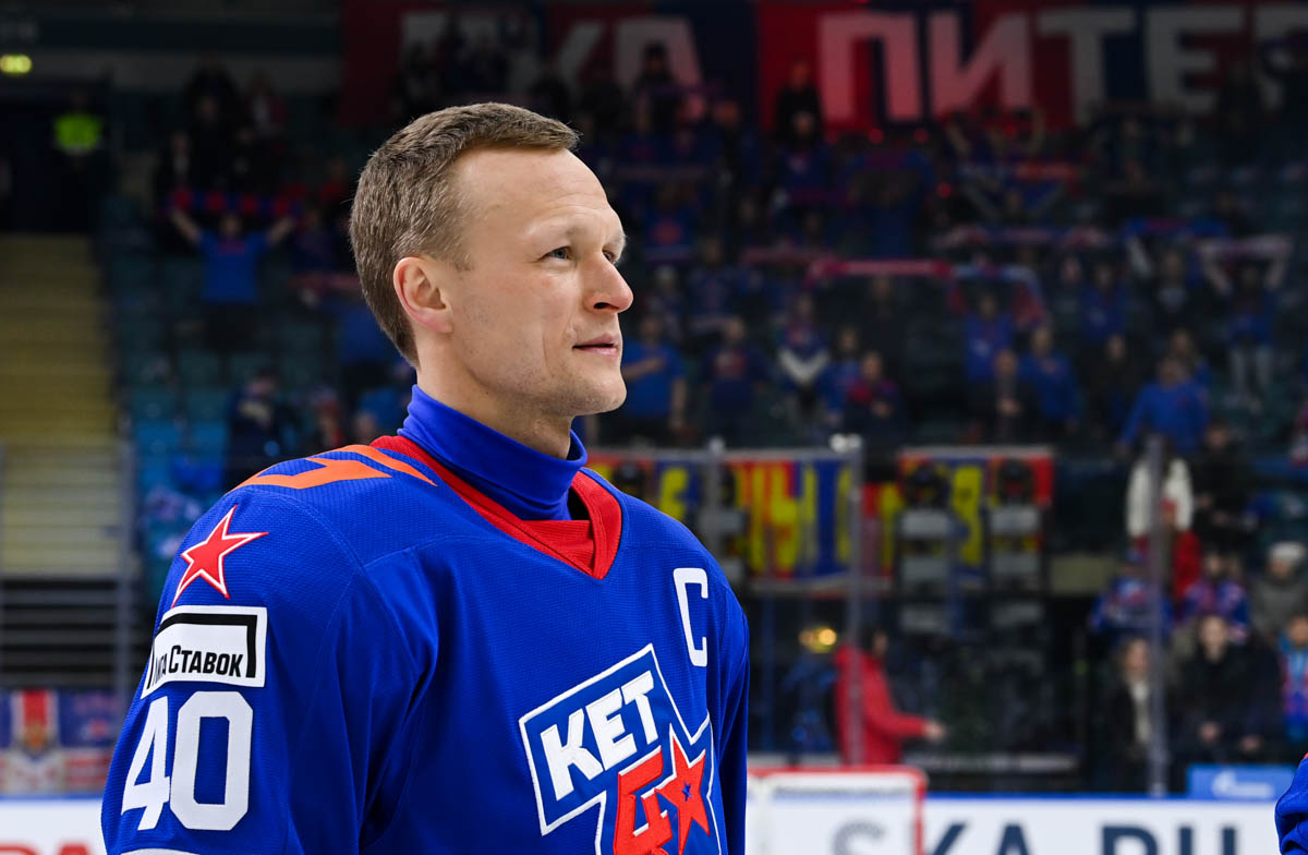 Фотография поста в ленте «С трибун кричали: «Кого взяли!? Деревенского пацана!», но я начал забивать, и это закончилось». Рекордсмен СКА Кетов