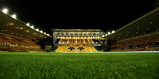 «Худший старт в истории против команды, которая вечно спотыкается: «Юнайтед» едет в логово «волков»»