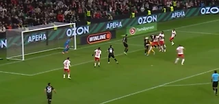 А это разве не пенальти?