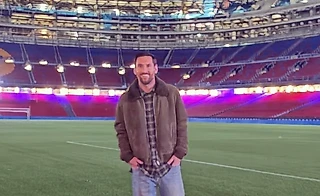 Месси вернулся на «Камп Ноу»! Выложил фото и видео с родного стадиона 💙❤️