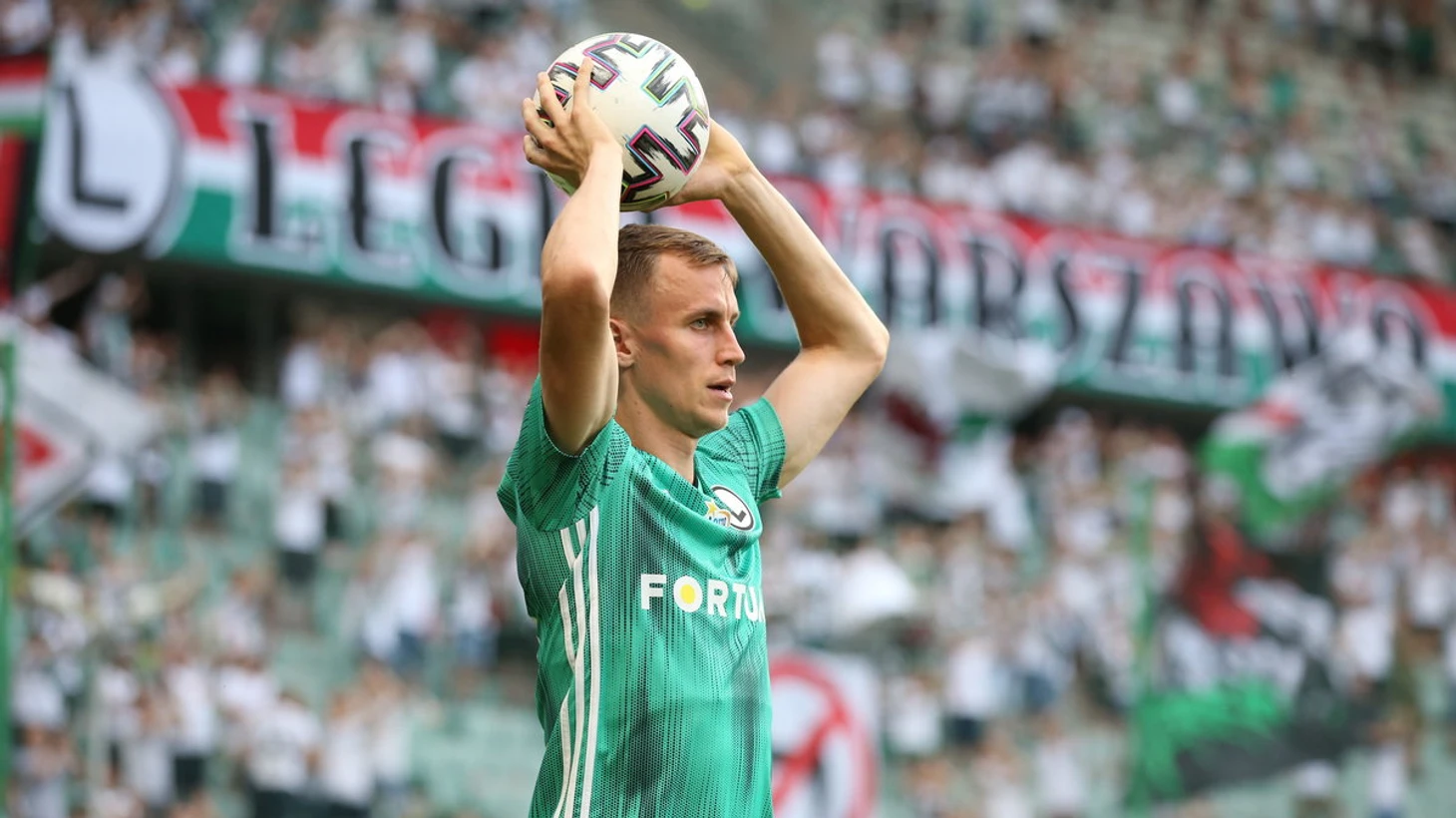Piłkarz Legii Paweł Stolarski spowodował wypadek samochodowy w Warszawie – Przegląd Sportowy Onet