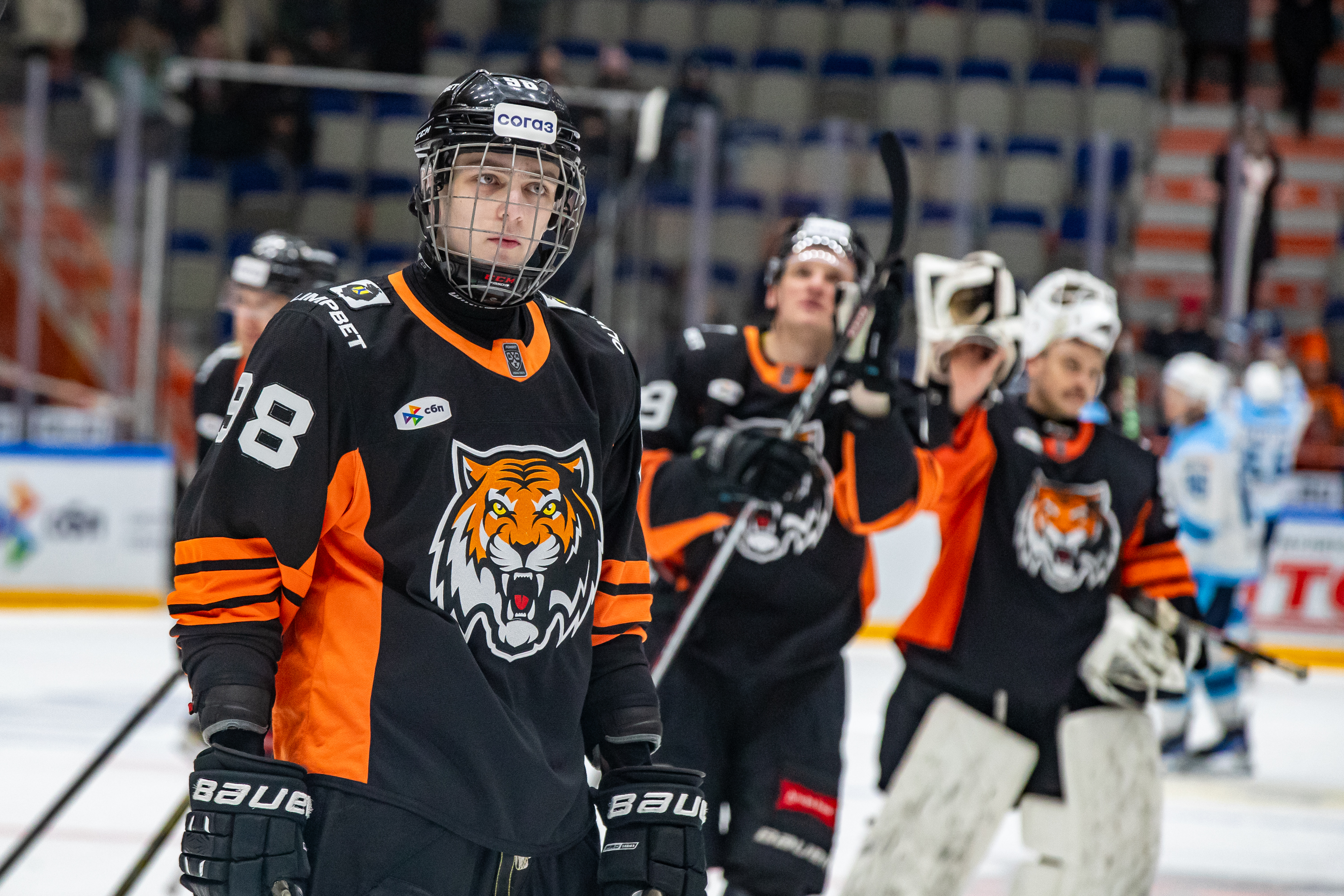 Фотография поста в ленте Воспитанники «Амура». Школа все-таки работает?