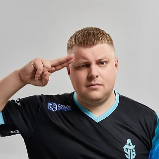 Интервью с тренером Aurora Young Blud. Про молодых талантов, тир-3 сцену и спортивную психологию