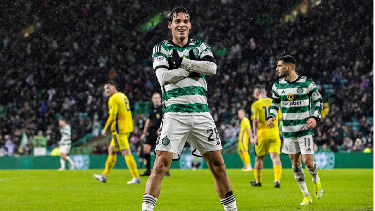 Celtic sign Paulo Bernardo on permanent deal as midfielder returns | STV News